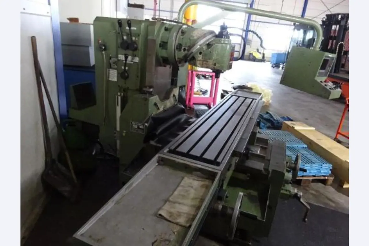 Machines pour le travail du métal et<br>équipement d'atelier-3