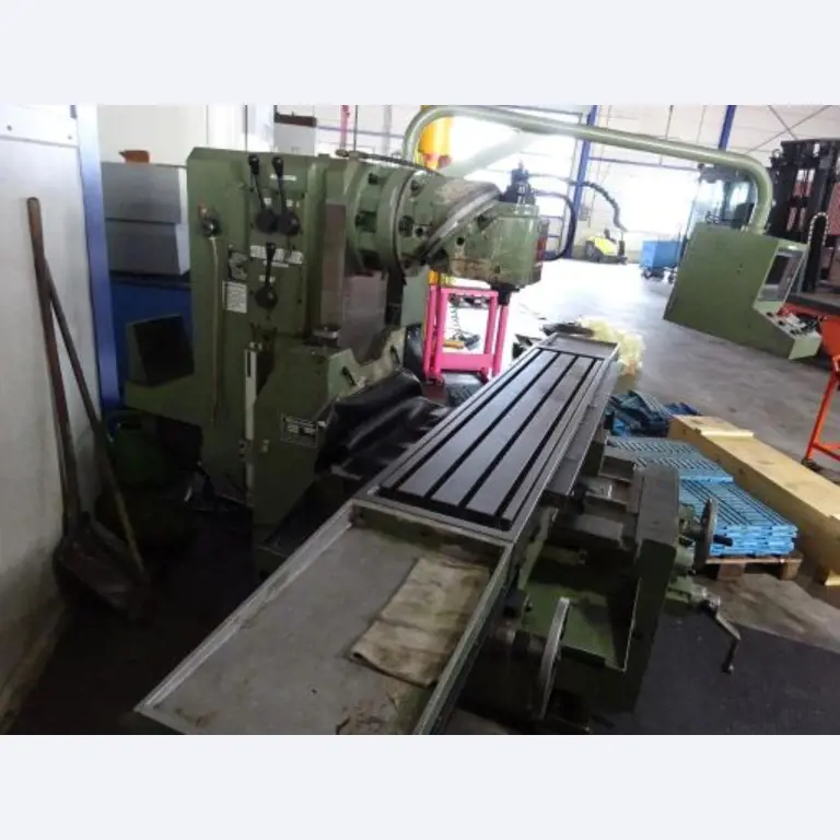Machines pour le travail du métal et<br>équipement d'atelier-3