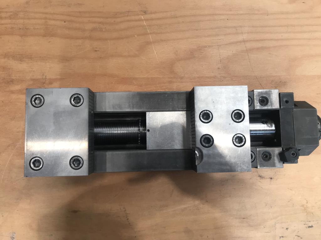 Máquinas para trabalhar metais e equipamento para oficinas-7