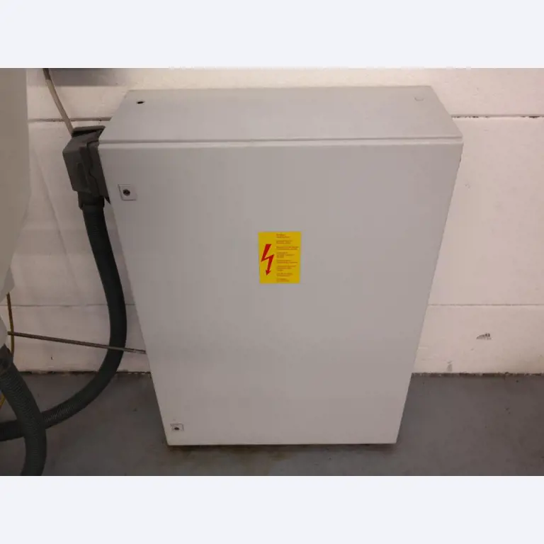 Metallbearbeitungsmaschinen und<br>Werkstattausstattung -15