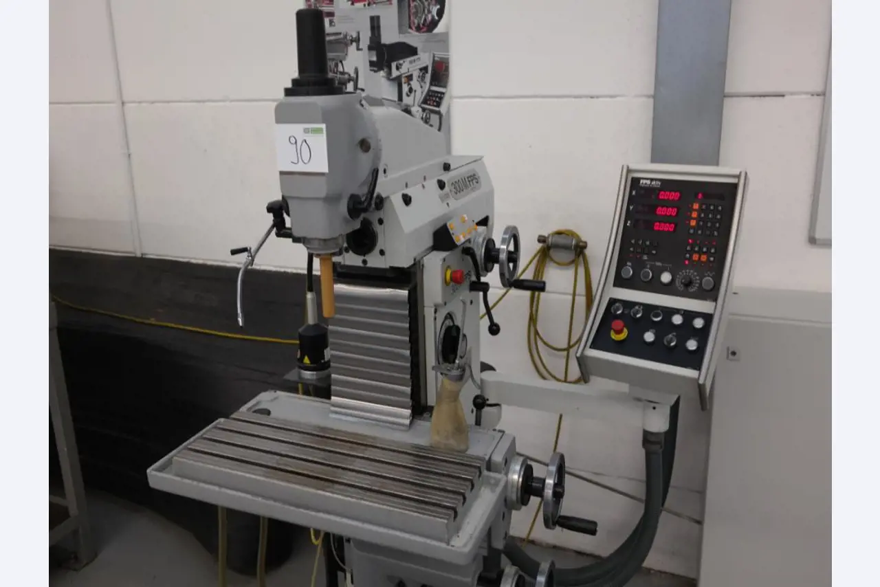 Metallbearbeitungsmaschinen und<br>Werkstattausstattung -6