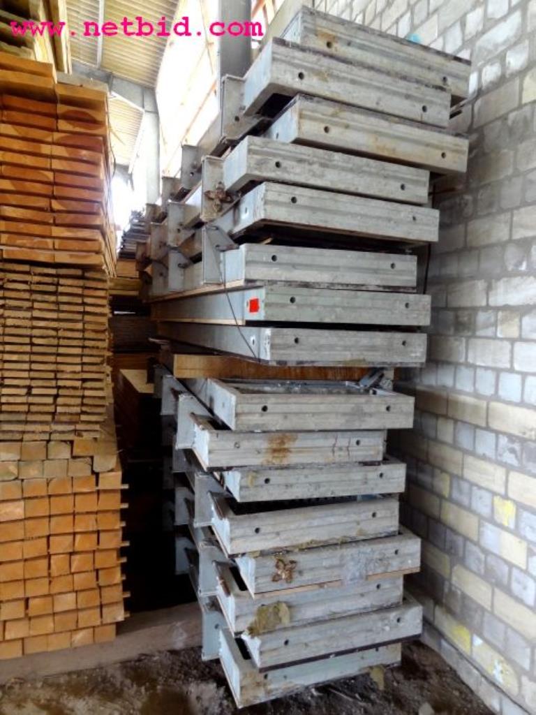 discharged and well-maintained machines from the  sector construction industry<br>-2