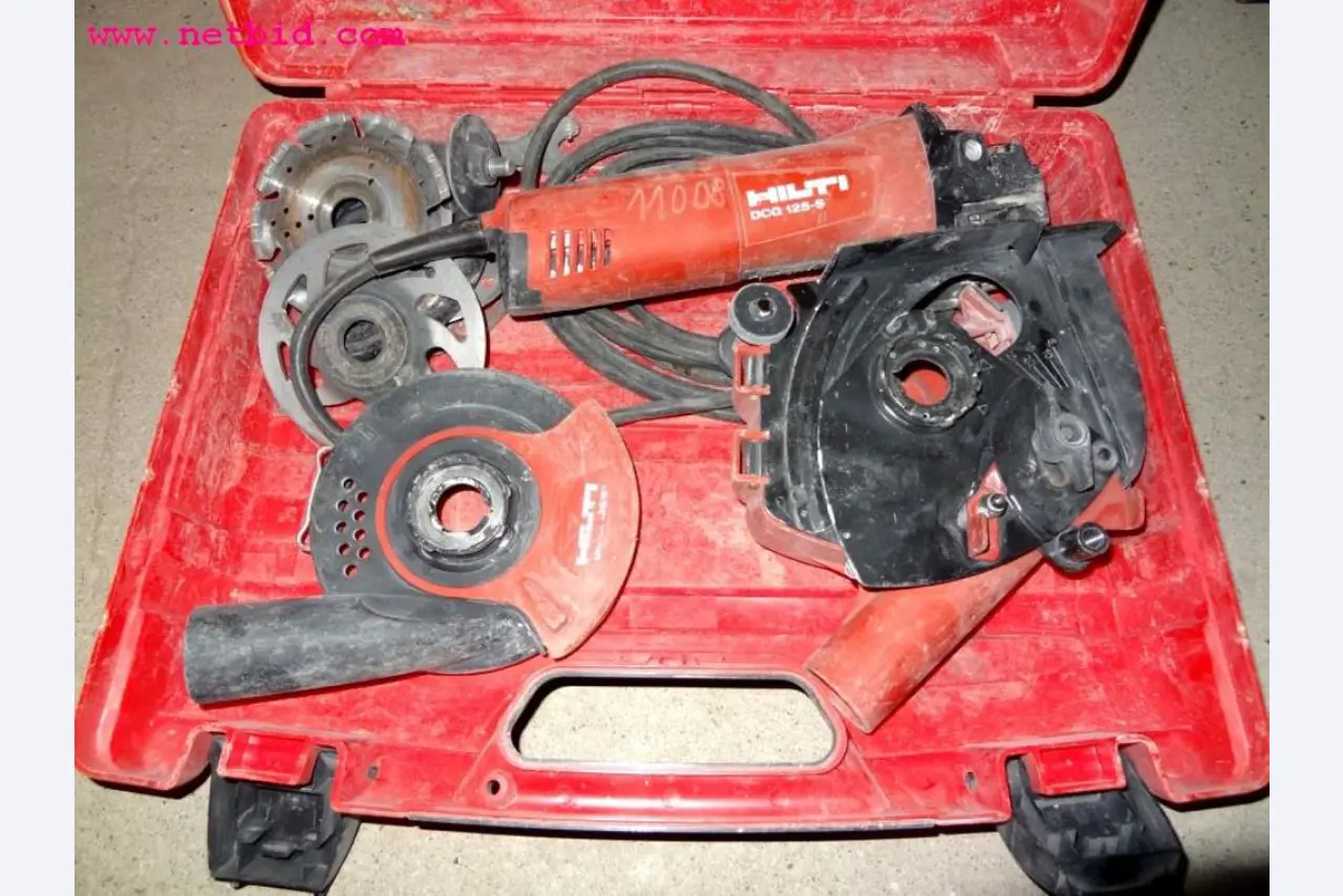 Baumaschinen und Baugeräte-1