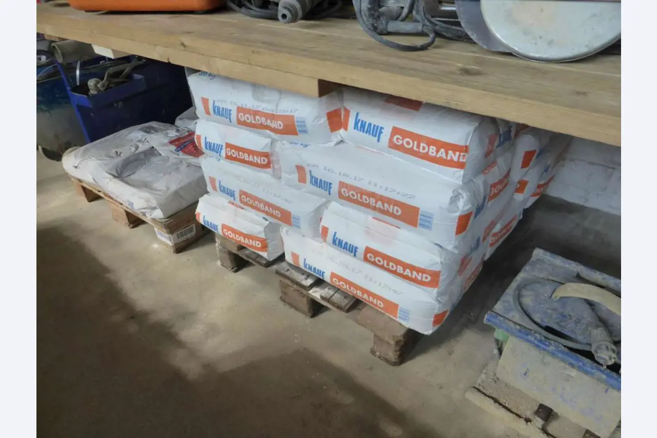 Máquinas e equipamentos de construção-10