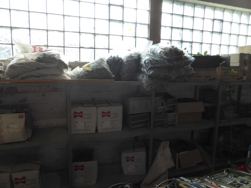 
Máquinas e equipamentos de construção-11