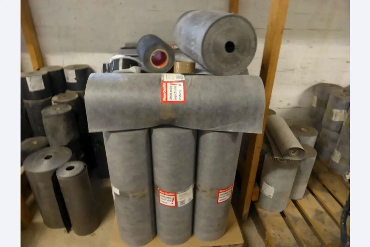 Máquinas e equipamentos de construção-3