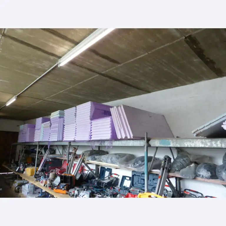 Máquinas e equipamentos de construção-8