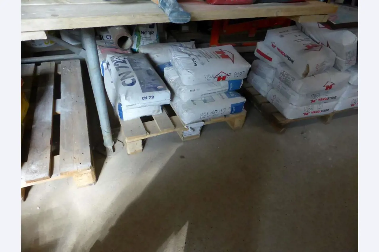 Máquinas e equipamentos de construção-9