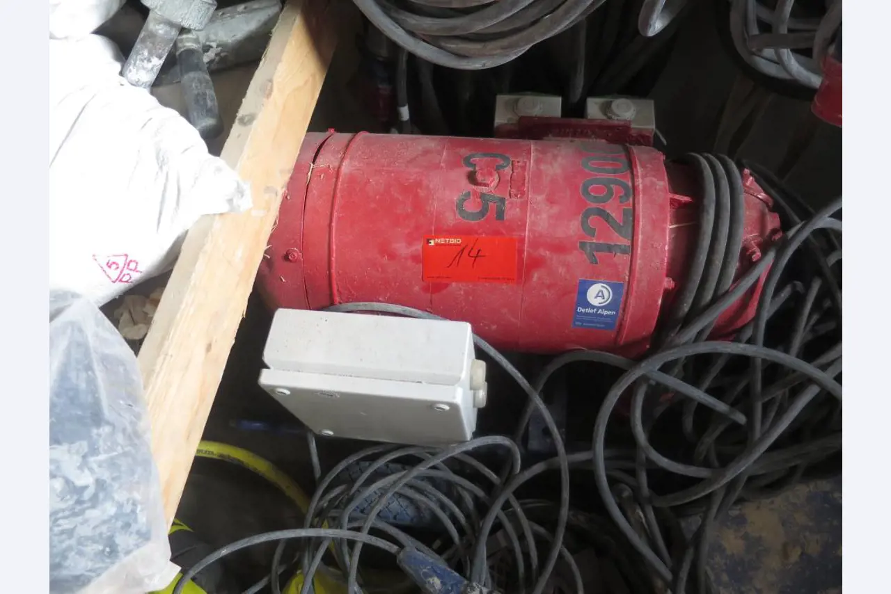 Máquinas e equipamentos de construção-1