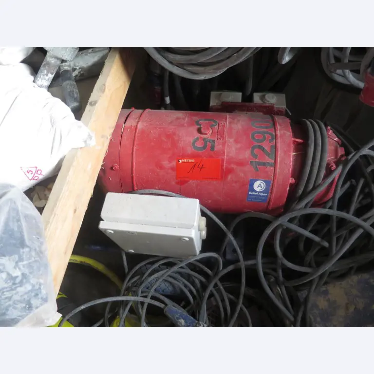 Máquinas e equipamentos de construção-1