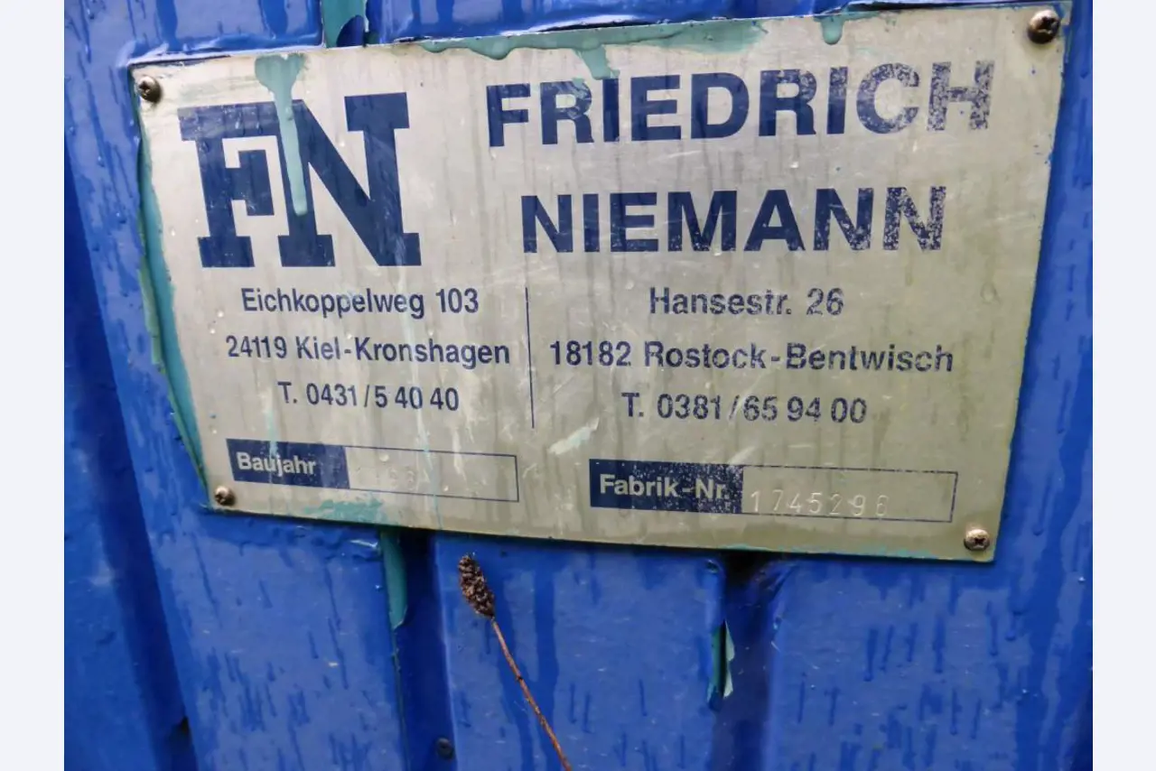 Máquinas e equipamentos de construção-3