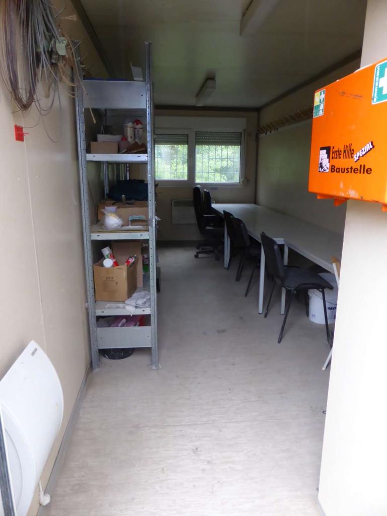 discharged and well-maintained machines from the  sector construction industry<br>-5