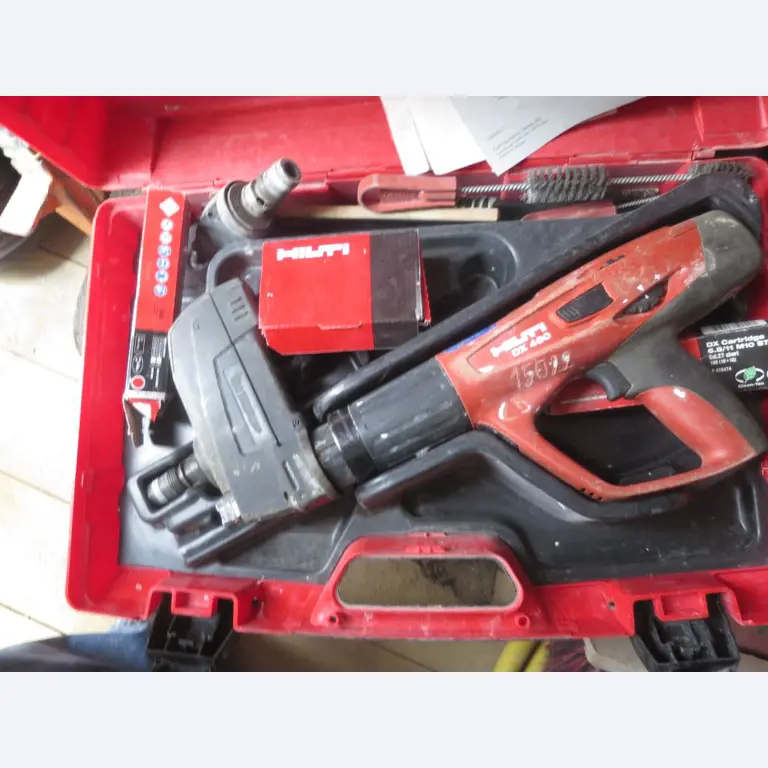 discharged and well-maintained machines from the sector construction industry<br>-1