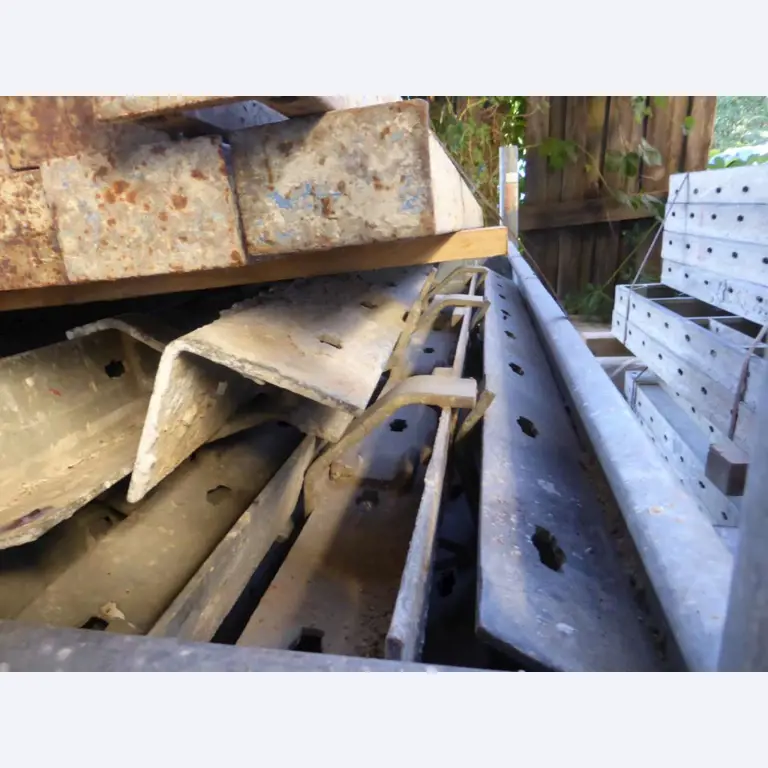 Máquinas e equipamentos de construção-5