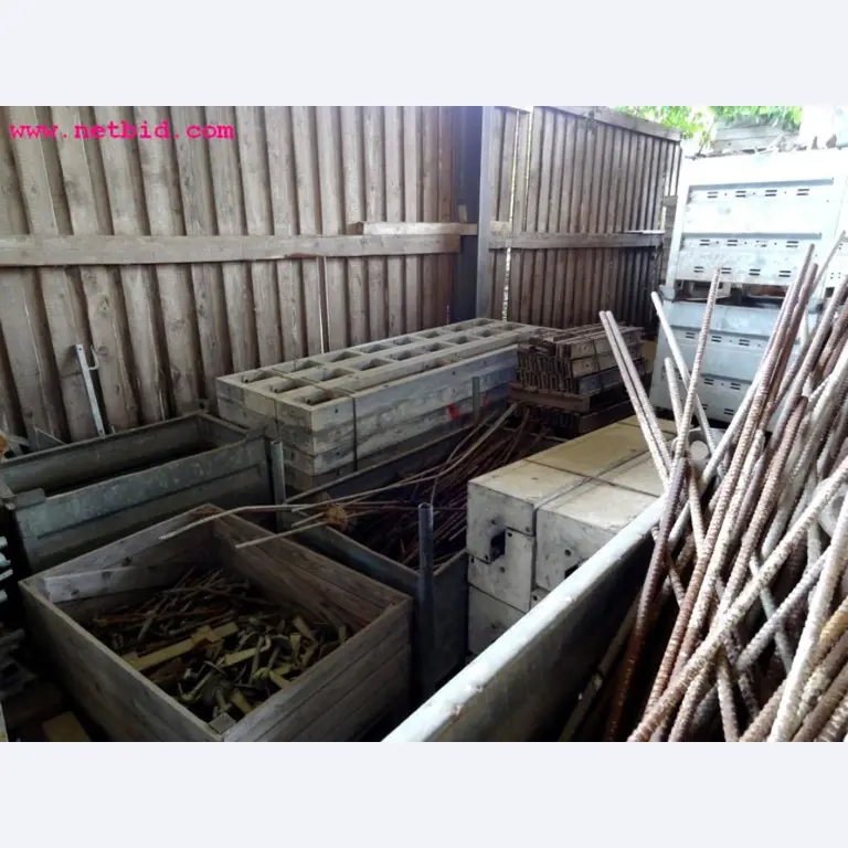 discharged and well-maintained machines from the  sector construction industry<br>-8