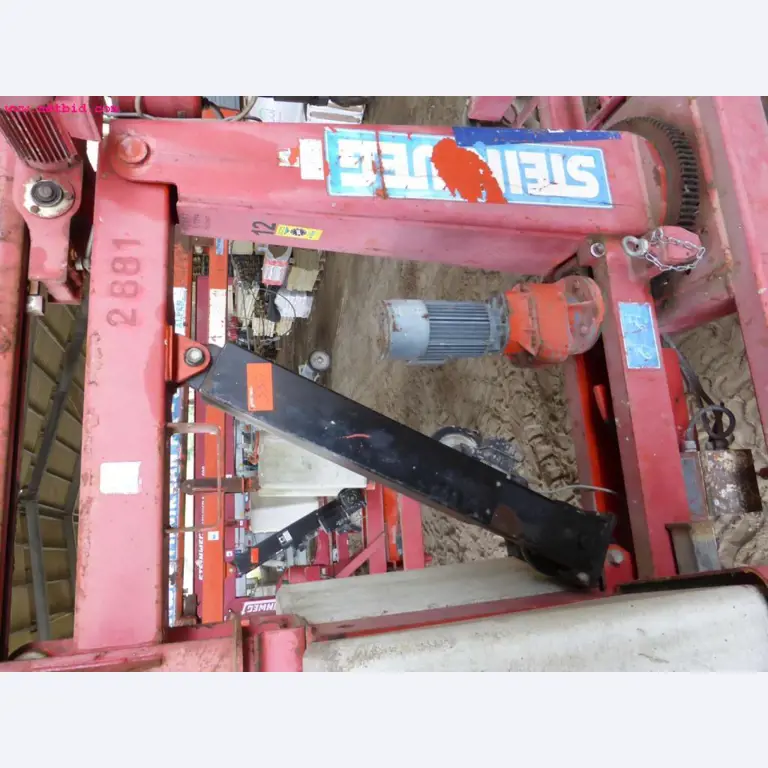 Máquinas e equipamentos de construção-5