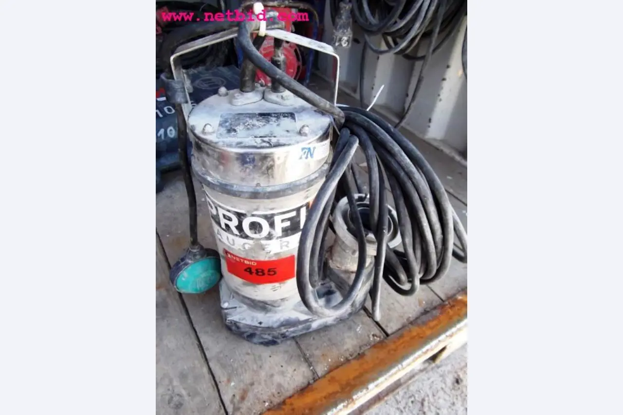 discharged and well-maintained machines from the sector construction industry<br>-1