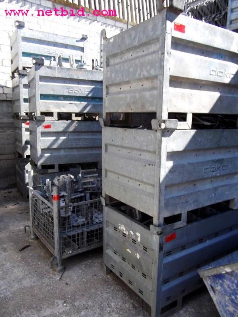 discharged and well-maintained machines from the  sector construction industry<br>-1