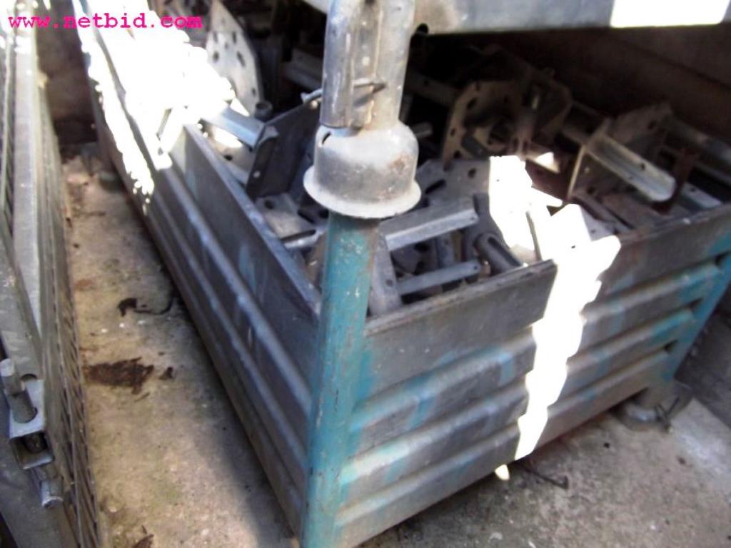 discharged and well-maintained machines from the  sector construction industry<br>-3