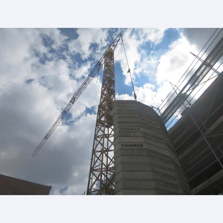 discharged and well-maintained machines from the  sector construction industry<br>-1