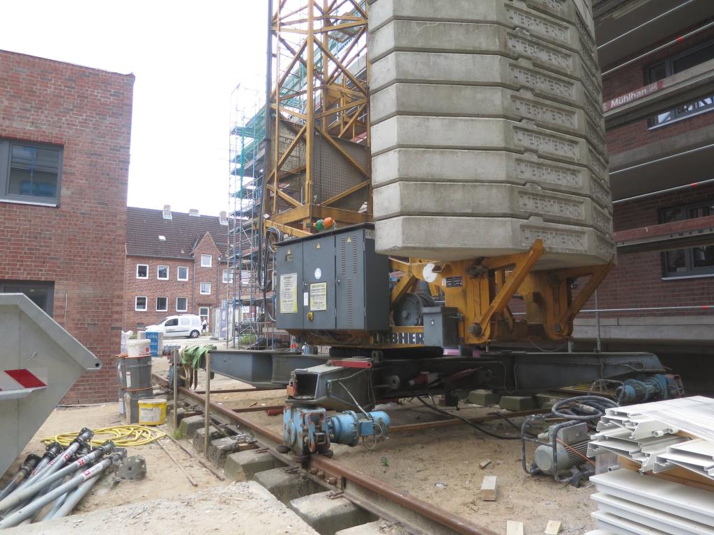 discharged and well-maintained machines from the  sector construction industry<br>-2