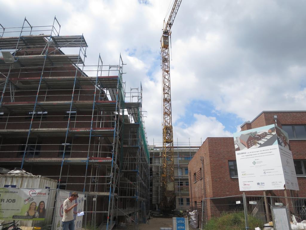 discharged and well-maintained machines from the  sector construction industry<br>-7