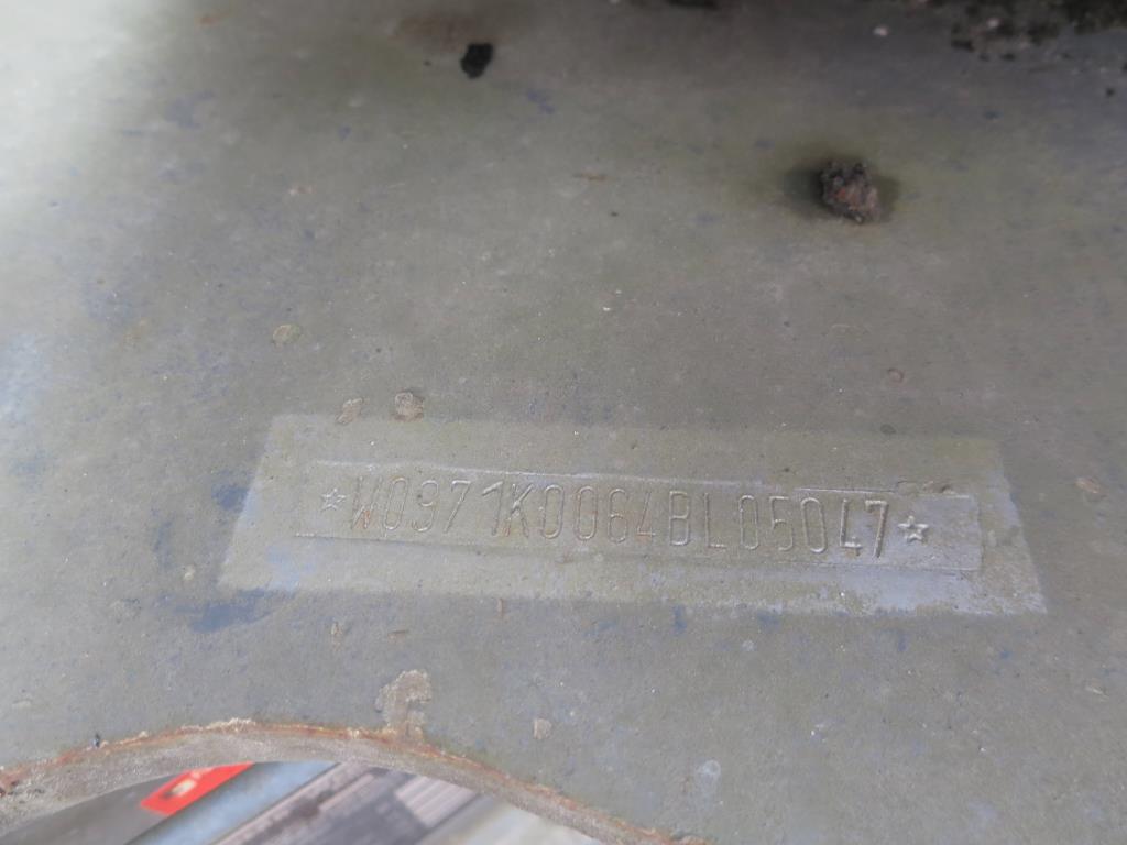 discharged and well-maintained machines from the  sector construction industry<br>-8