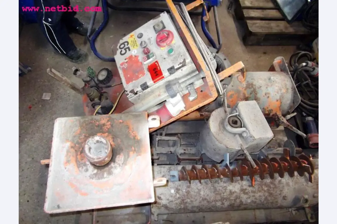 Máquinas e equipamentos de construção-1