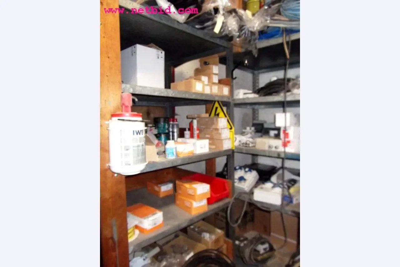 Máquinas e equipamentos de construção-4