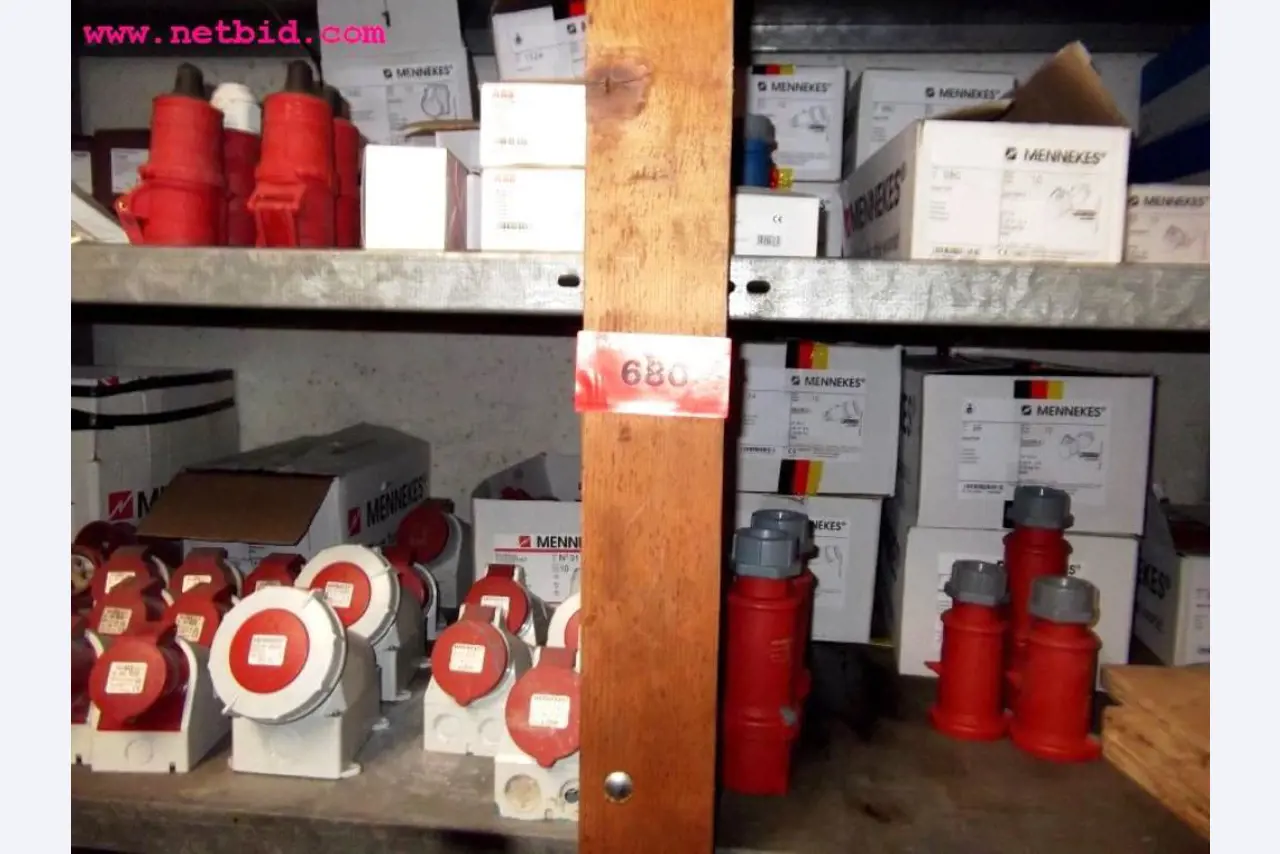 Máquinas e equipamentos de construção-7