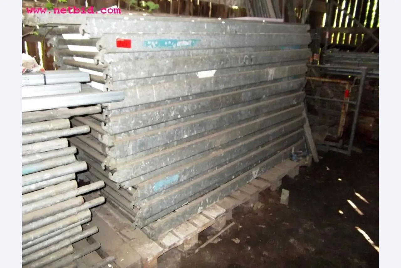 Máquinas e equipamentos de construção-3