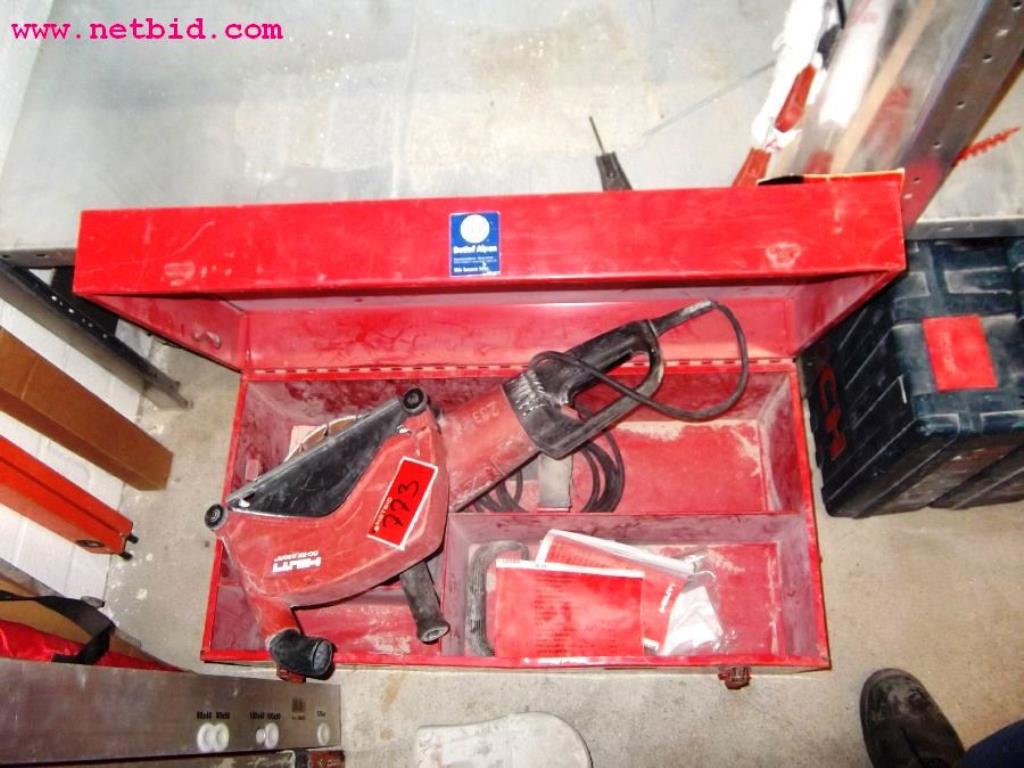 discharged and well-maintained machines from the  sector construction industry<br>-2