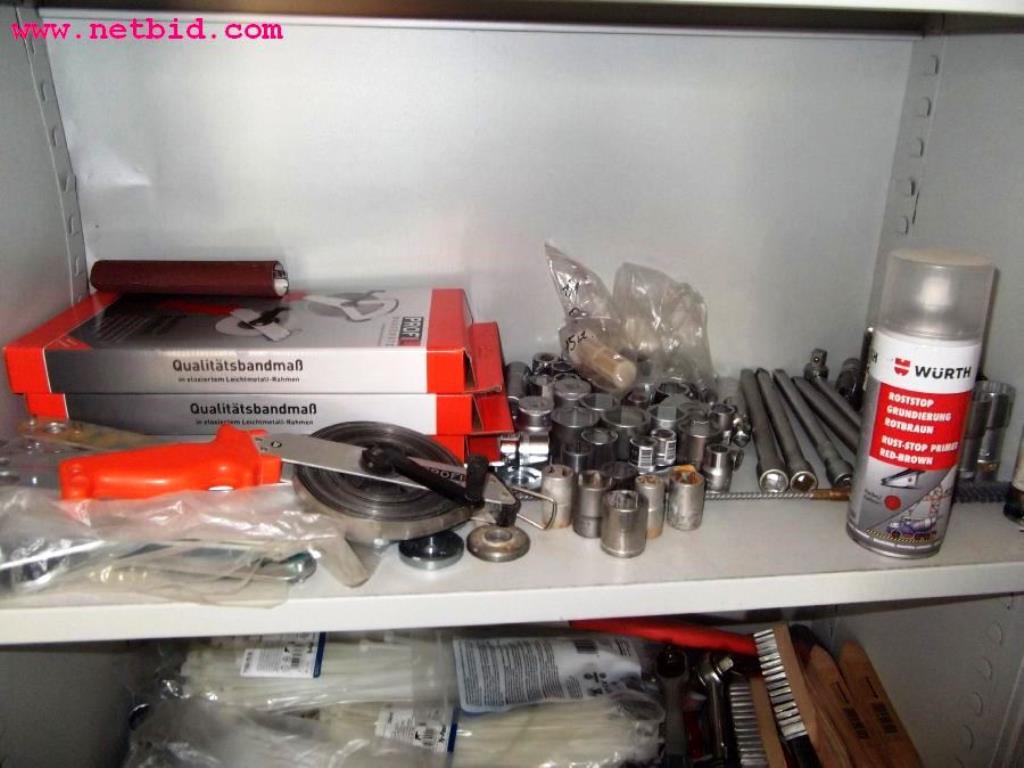 discharged and well-maintained machines from the  sector construction industry<br>-10