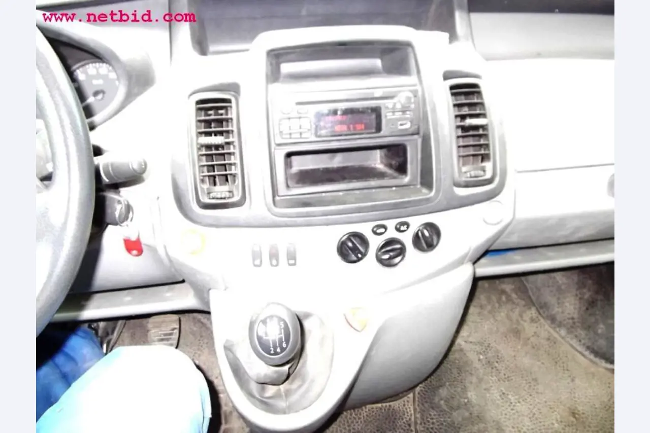 Máquinas e equipamentos de construção-13