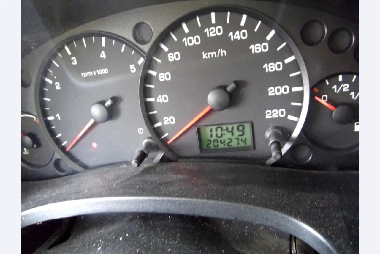 Baumaschinen und Baugeräte-8