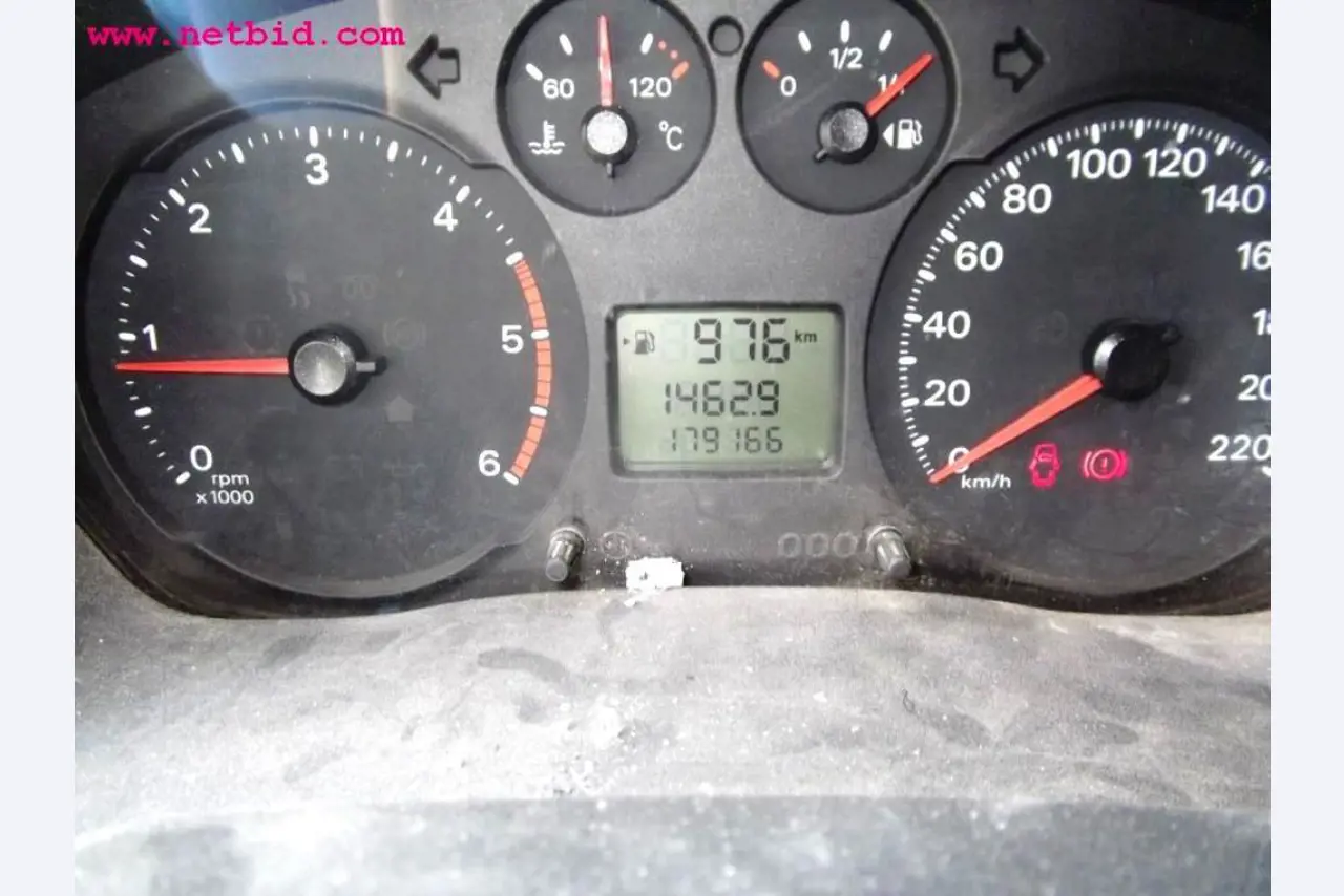 Máquinas e equipamentos de construção-9