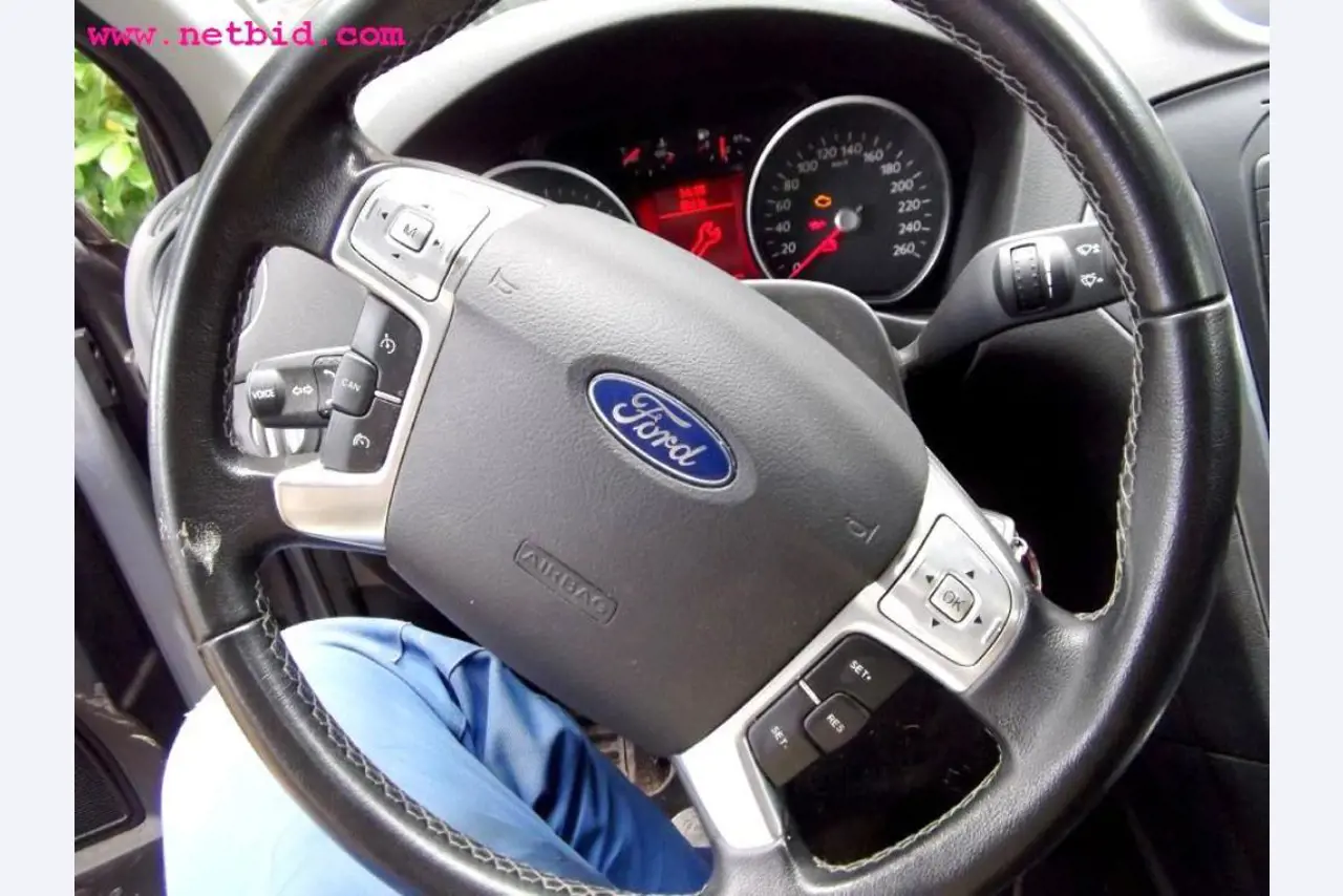 Baumaschinen und Baugeräte-8