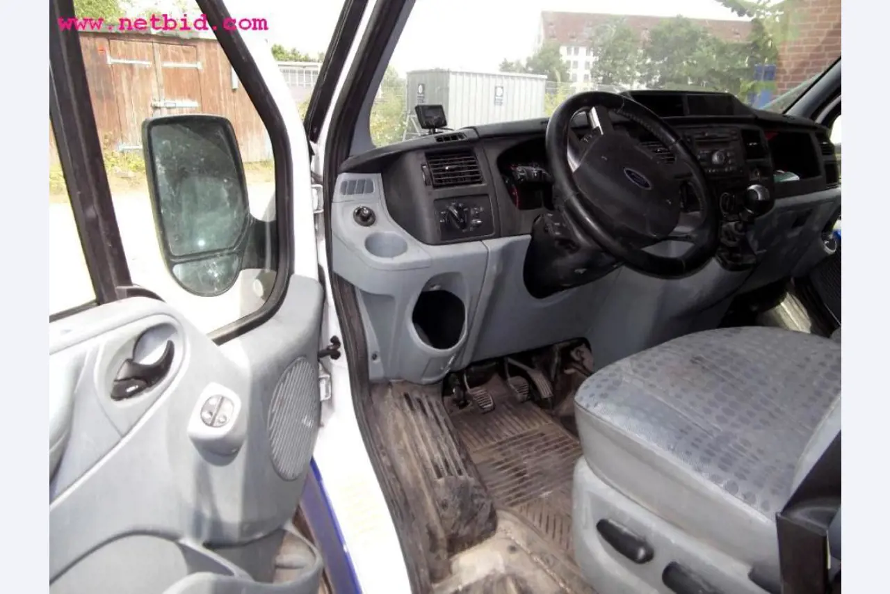 Máquinas e equipamentos de construção-12