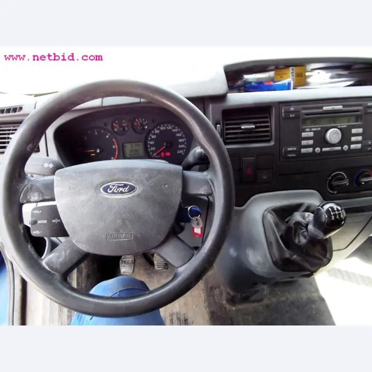 Máquinas e equipamentos de construção-8