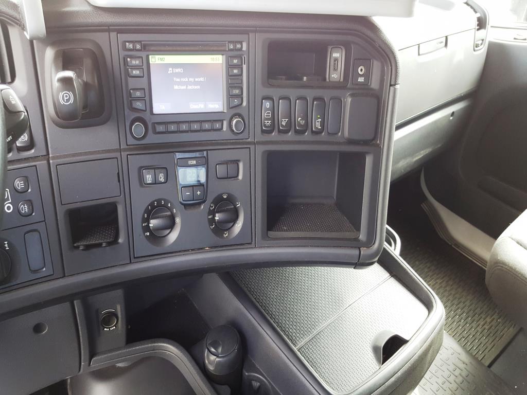 Welding electrodes, Welding units and Trucks-3