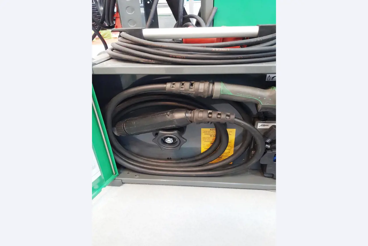 Welding electrodes, Welding units and Trucks -6