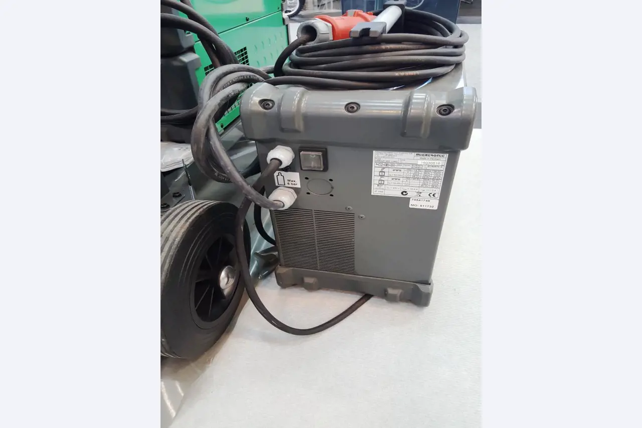 Welding electrodes, Welding units and Trucks -7