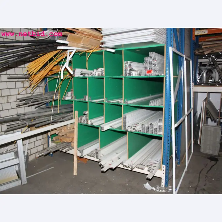 Bedrijfs- en kantooruitrusting <br>van de beursbouwsector-2