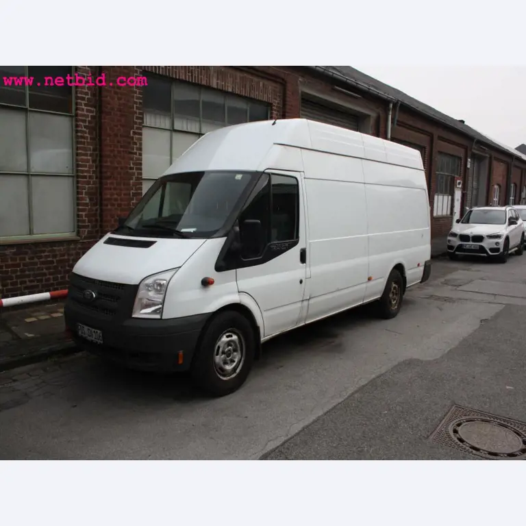 Equipamento operacional e de escritório <br>do sector da construção de feiras-1