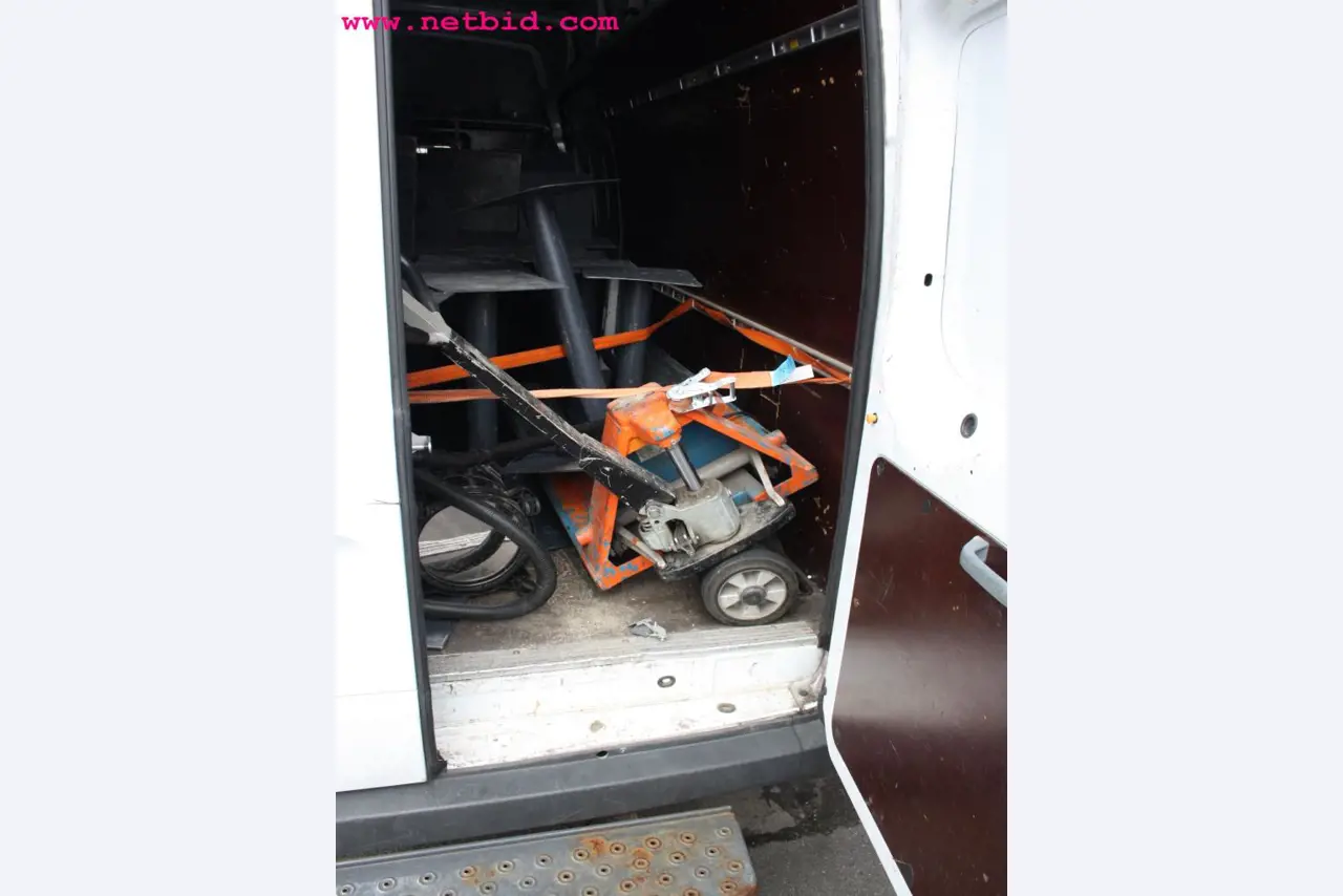 Equipamento operacional e de escritório <br>do sector da construção de feiras-6