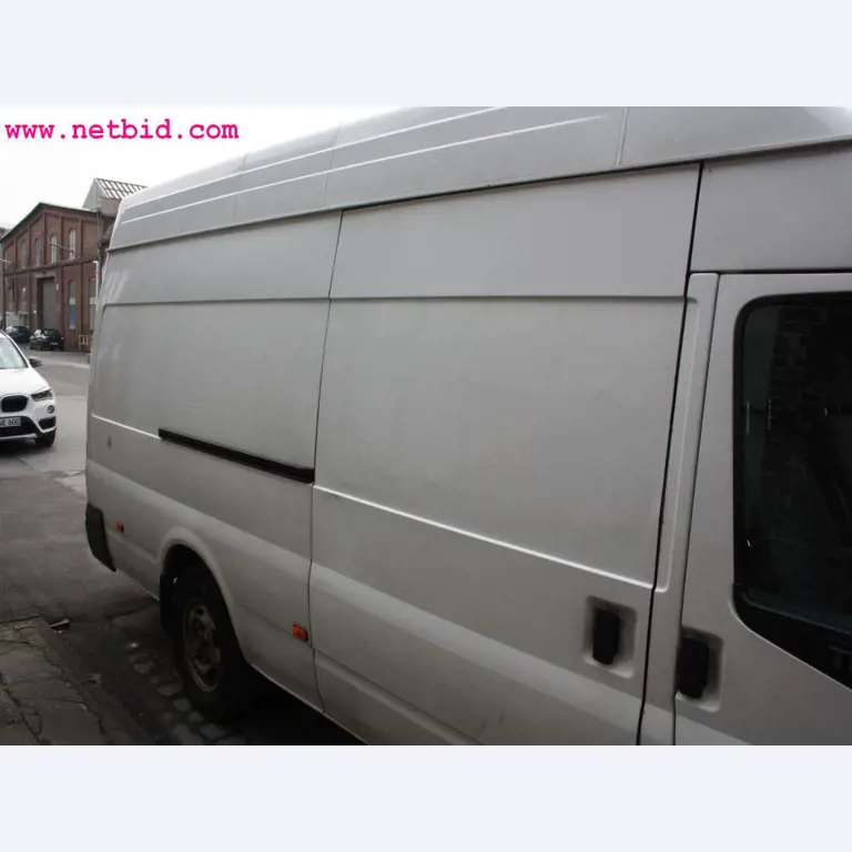 Equipamento operacional e de escritório <br>do sector da construção de feiras-8