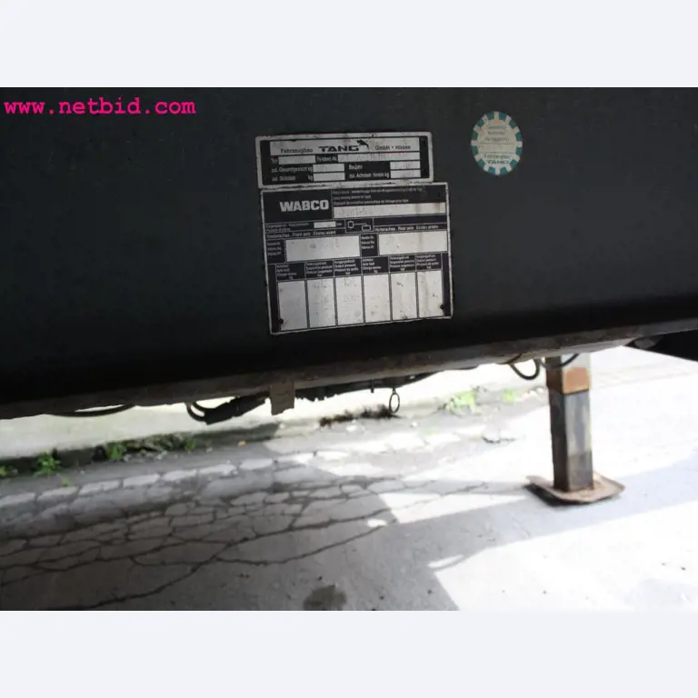 Equipamento operacional e de escritório <br>do sector da construção de feiras-3