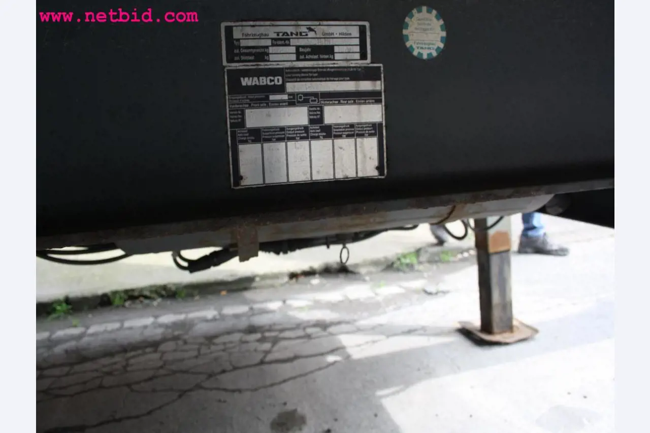 Equipamento operacional e de escritório <br>do sector da construção de feiras-4