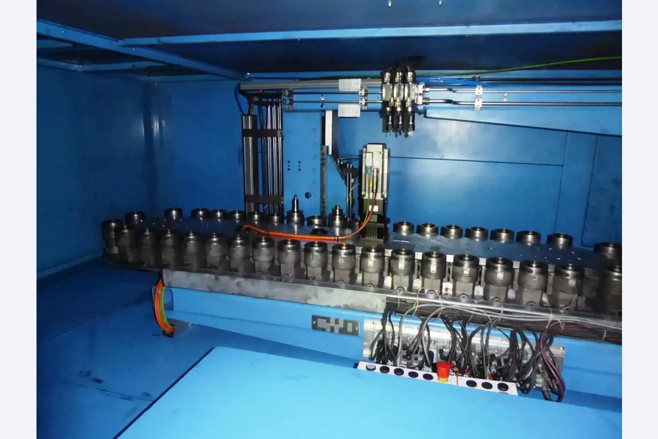 CNC Horizontal Machining Center-9