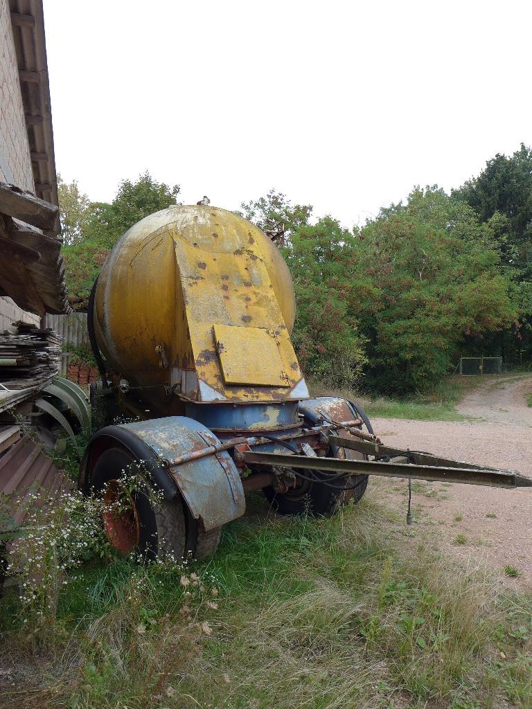 Máquinas bem conservadas do sector <br>agrícola-10